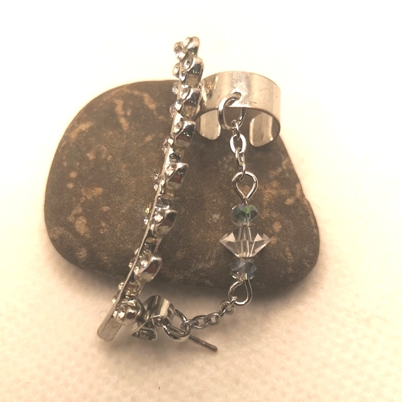 Vine and leaf ear cuff - Picture 2 of 4